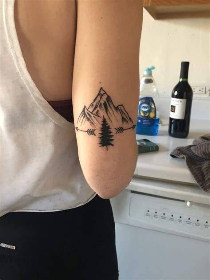 200+ Best Mountain Tattoos for Men (2020) Range, Geometric, Simple