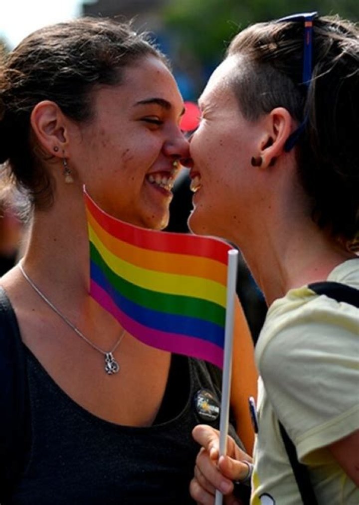 Actresses who should play Lesbian Couples