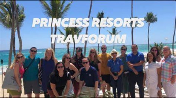 Alizajane Hicks TravelPulse Canada