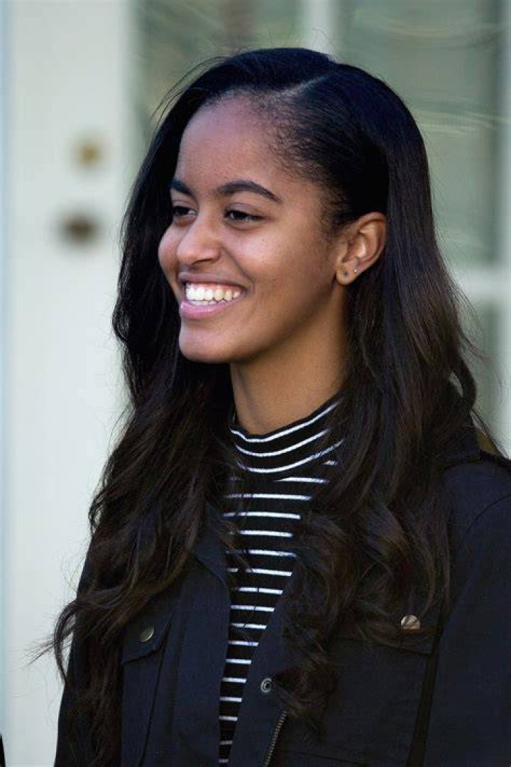 Aos 22 anos, Malia Obama &eacute; escalada para o time de roteiristas de uma