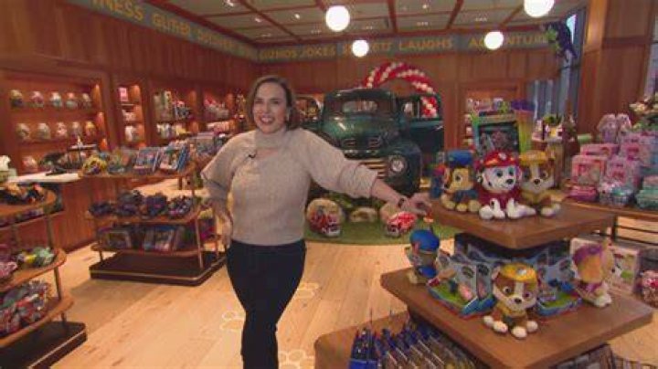Around Town checks out Pete&rsquo;s Barber Shop WGNTV