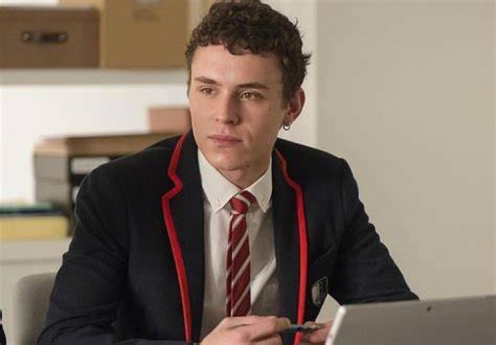 Ar&oacute;n Piper (de la serie Elite), es el nuevo crush que no te dejar&aacute;