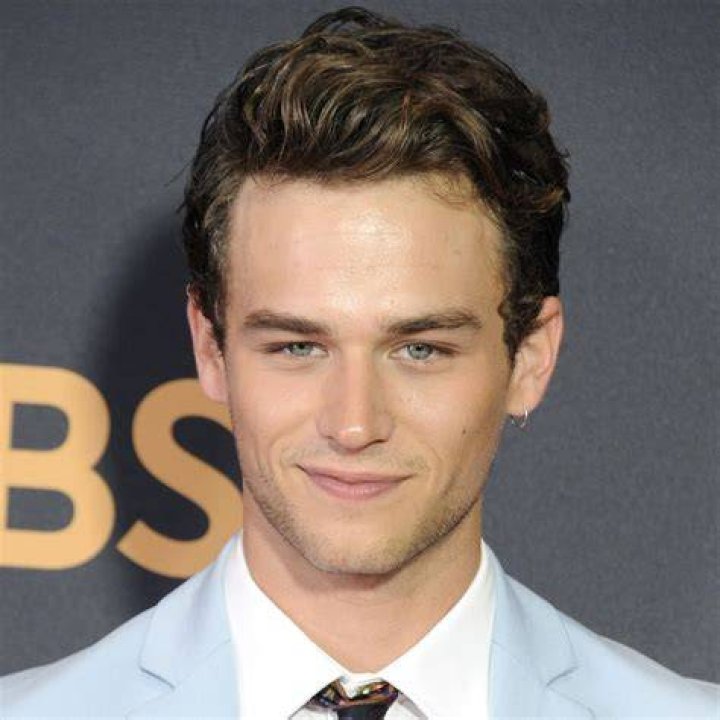 Brandon Flynn as Carver Day in The Dead Romantics 