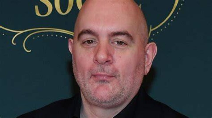 Chris Santos's Beautiful Fiance & Hefty Net Worth