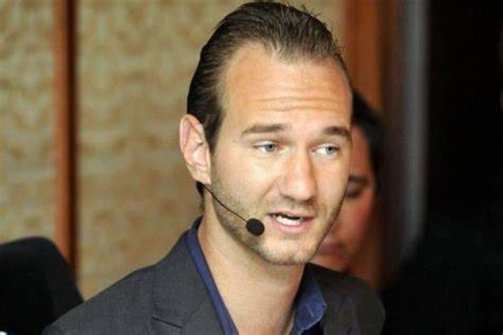 Church says sorry for costly dinner with limbless preacher Nick Vujicic