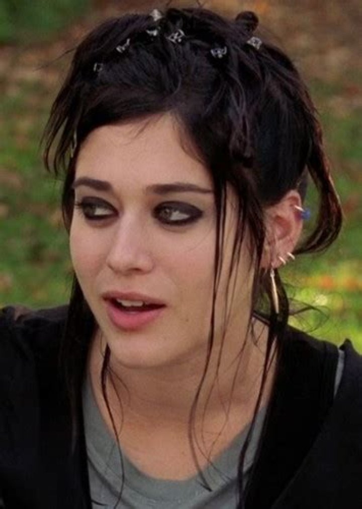 Danielle Campbell as Janis Ian in Mean Girls 