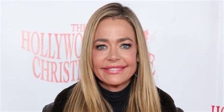 Denise Richards as Sue Snell in Carrie (1988)