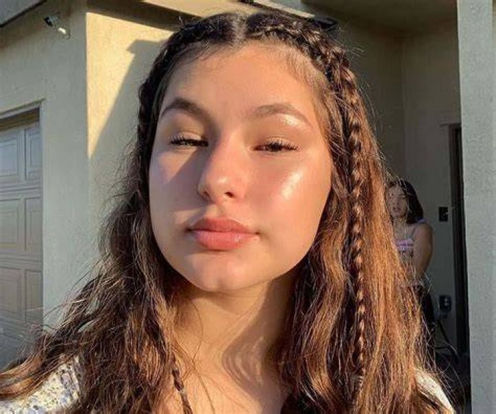 Desiree Machado on Instagram &ldquo;🧃🧃&rdquo; in 2022 Beautiful soul, Fashion