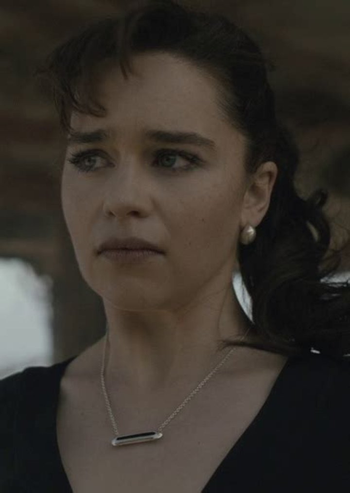 Emilia Clarke as Julia McCullough in The Prestige (2020)