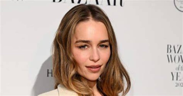 Emilia Clarke Biography, Age, Weight, Height, Hollywood, Like, Affairs