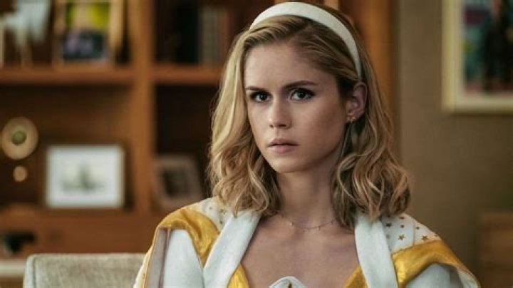Erin Moriarty as Jarael in Star Wars - Knights of the Old Republic The Mandalorian War
