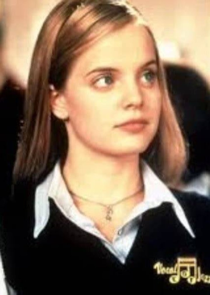Fan Casting Heather (American Pie) as Mena Suvari in Actor face claims by characters they've played or will play on myCast