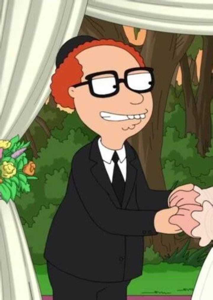Fan Casting Kyle Mooney as Mort Goldman in Family Guy on myCast