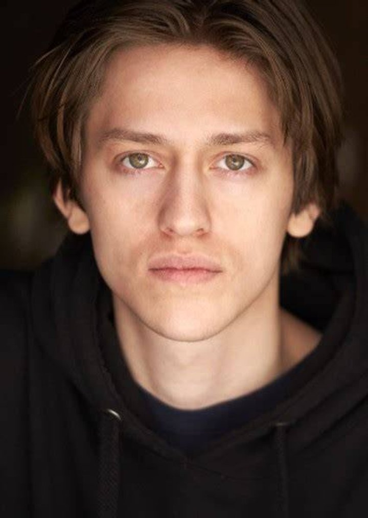 Fan Casting Percy Hynes White as Xavier Thorpe in Wednesday Season 2 on myCast