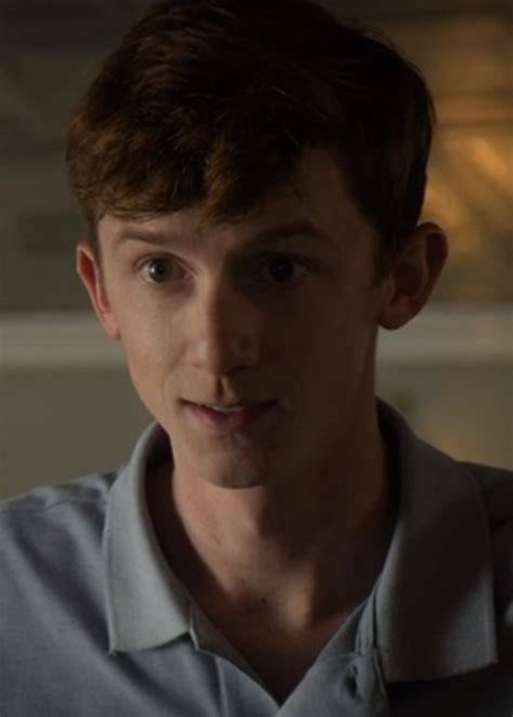 Find an Actor to Play Greg Dewey in The Society on myCast