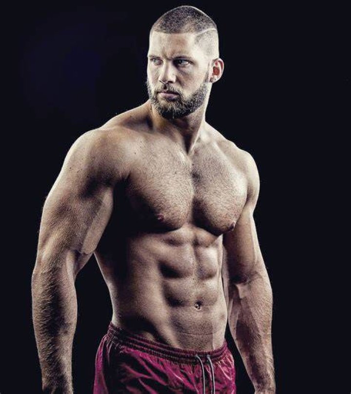 Florian Munteanu as Tremor in Mortal Kombat-Black Dragon