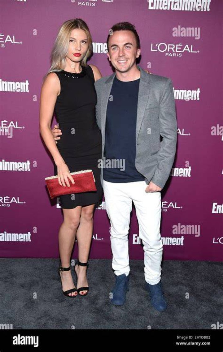 Frankie Muniz, Elycia Turnbow Enjoyed Valentine's Day Dinner after