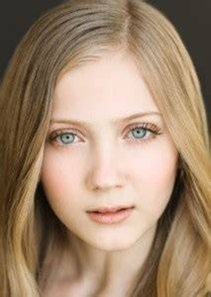 Hannah Bos Fan Casting