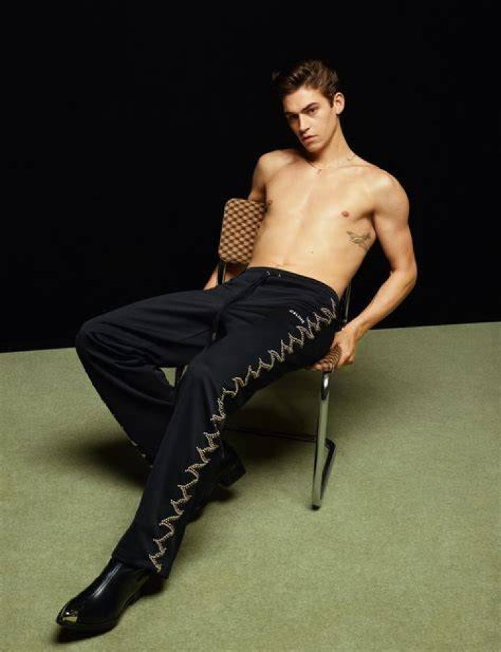 Hero Fiennes Tiffin as Tanner Buchanan in Actor and Actress who should play Siblings 