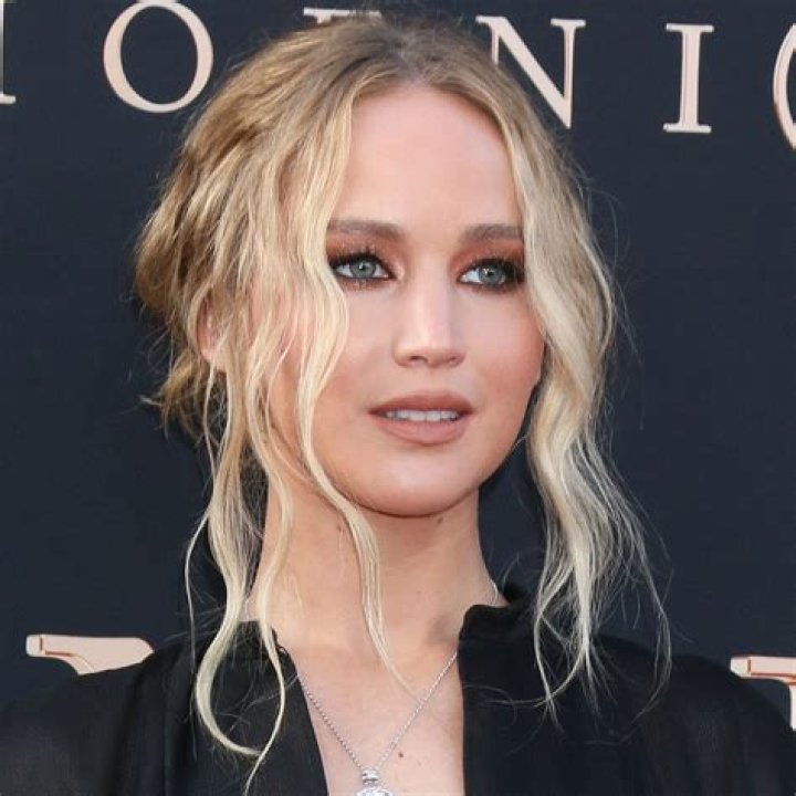 Jennifer Lawrence as Aerosmith's Manager in Disney Parks Cinematic Universe