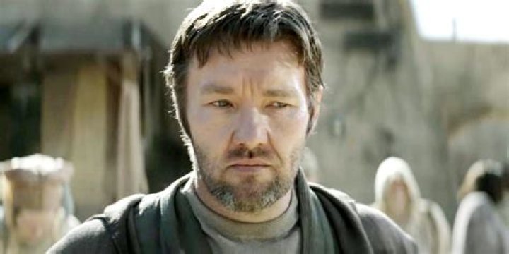 Joel Edgerton as Uncle Owen in Star wars : a new hope