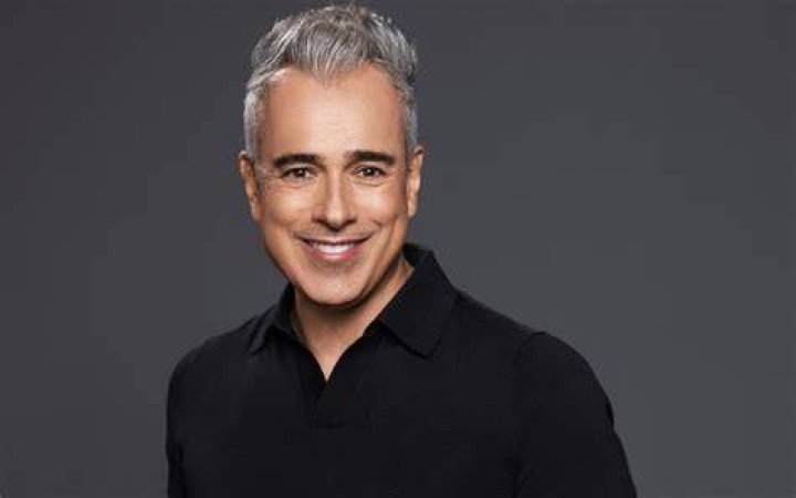 Jorge Enrique Abello as Miguel Angel Cardona (8) in Icm (Image Cinematographic Multiverse)