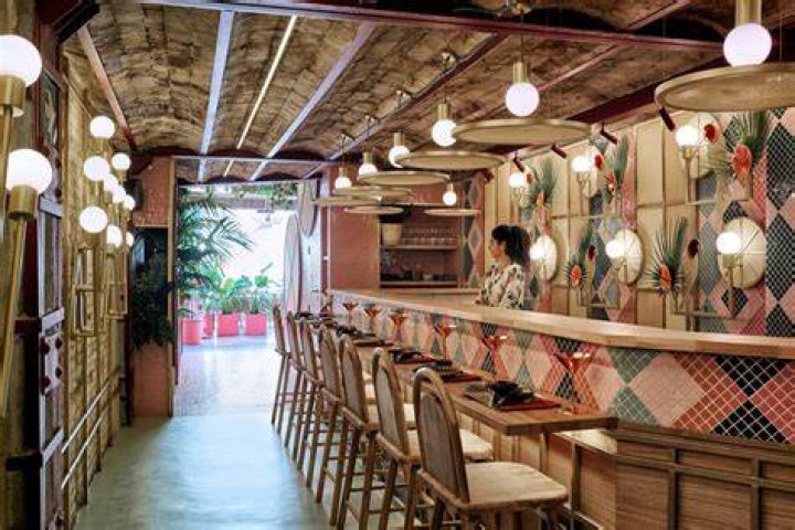 Kaikaya is the First Tropical Sushi Restaurant to Open in Valencia