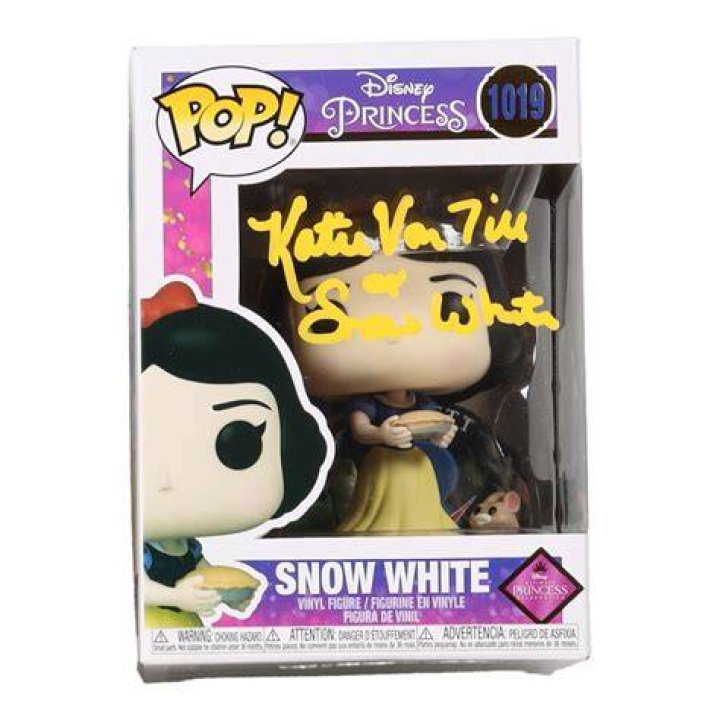 Katherine Von Till as Snow White in House of Mouse Reboot