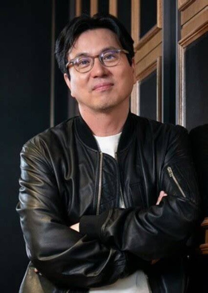 Kim Tae-Yong Fan Casting