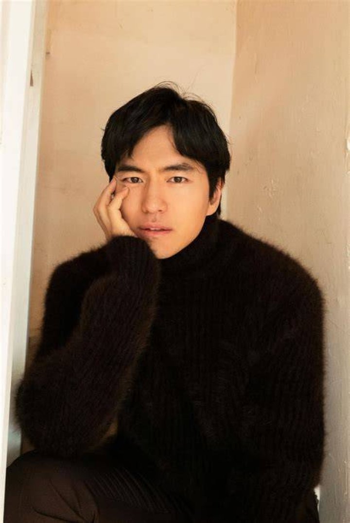 Lee Jin-wook as 1 in Squid Game (International)
