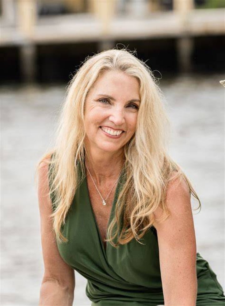 Lisa Bessette Sales Executive Makes Scents Natural Spa Line Makes