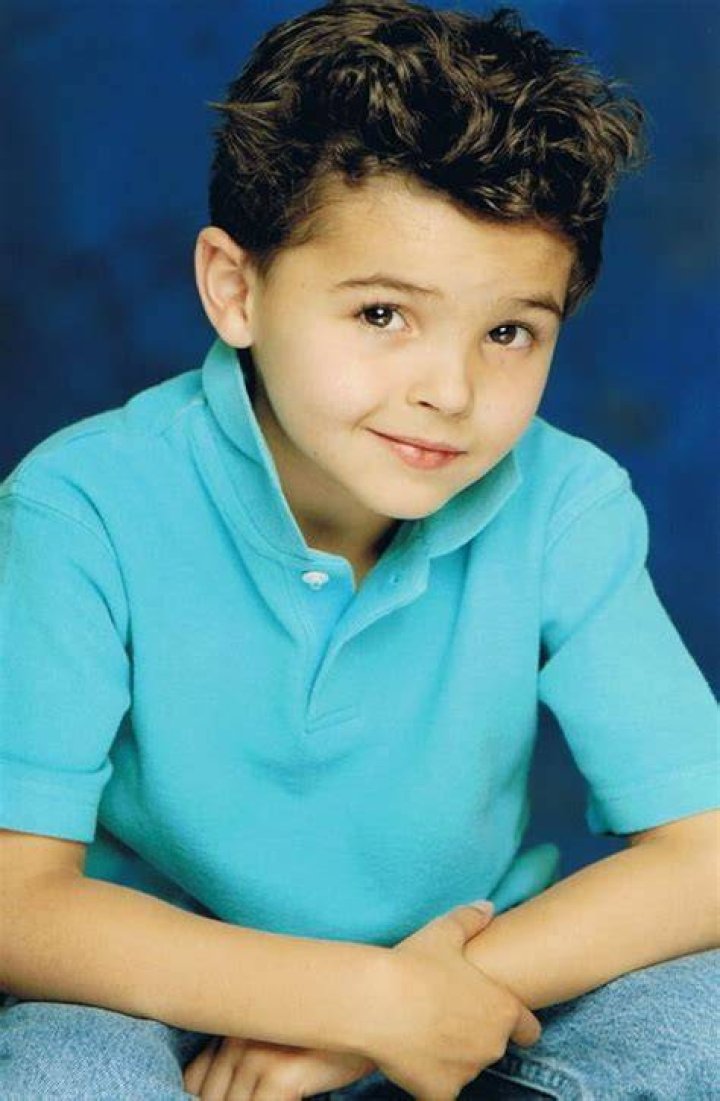 Logan Grove as Thronz in Rise in The Galaxy A Star Wars Special