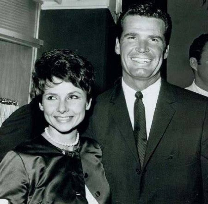 Lois Clarke Bio, Age, Wiki, Husband, TV Show, Net Worth, Today, James