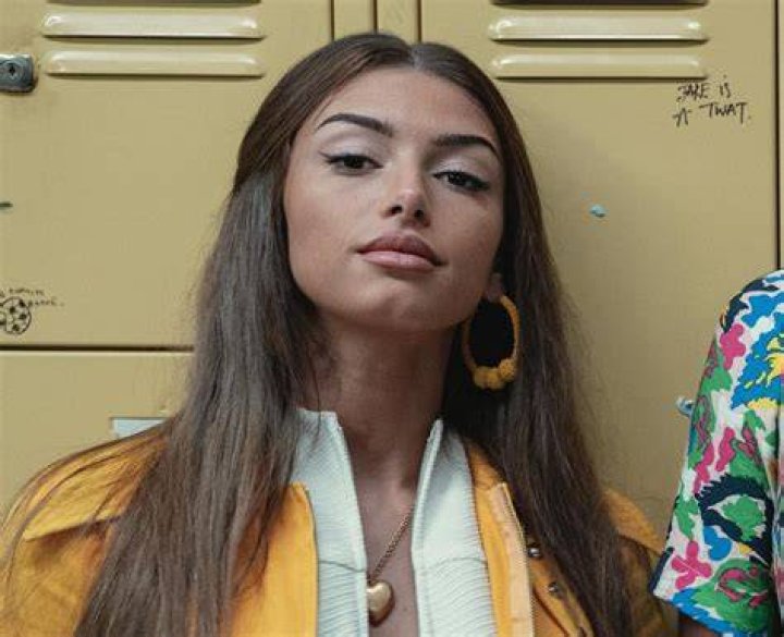Mimi Keene 10 facts about the Sex Education actress you should know