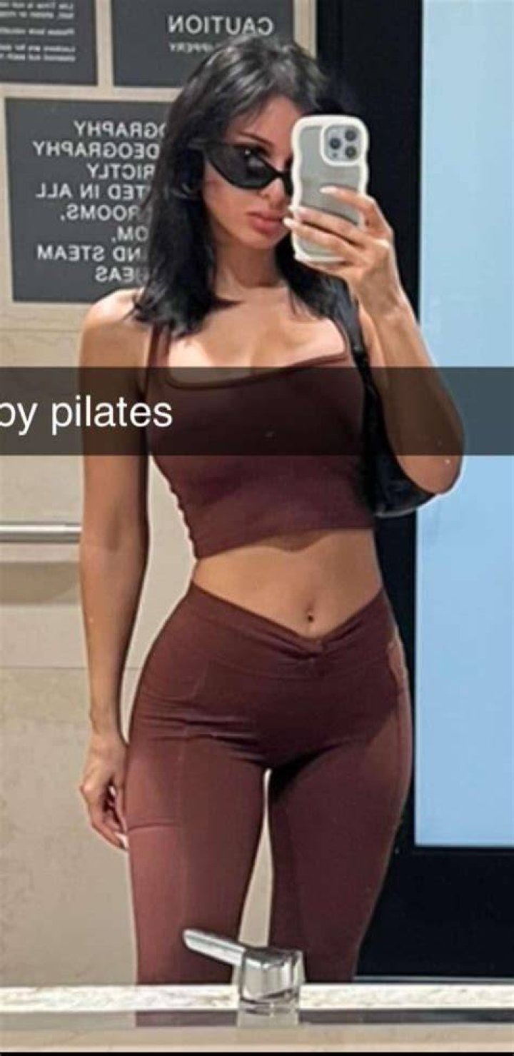 More of sssniperwolf body! 🥵 r/SSSniperwolf_Pictures