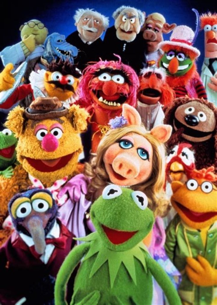 Muppets & Sesame Street & Barney & Friends Get Together