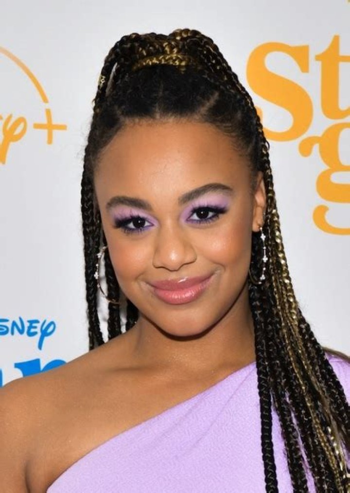Nia Sioux as Gaia in The 100 