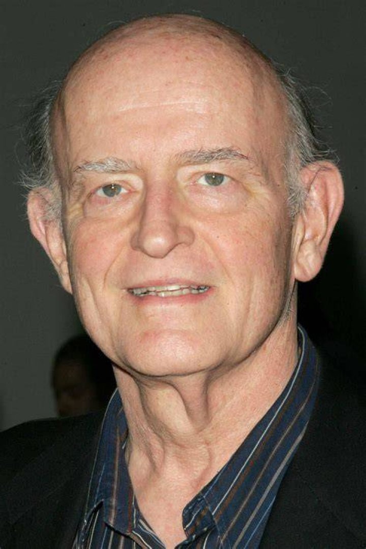 Peter Boyle as Arthur Mitchell in Dexter (1996-2003)