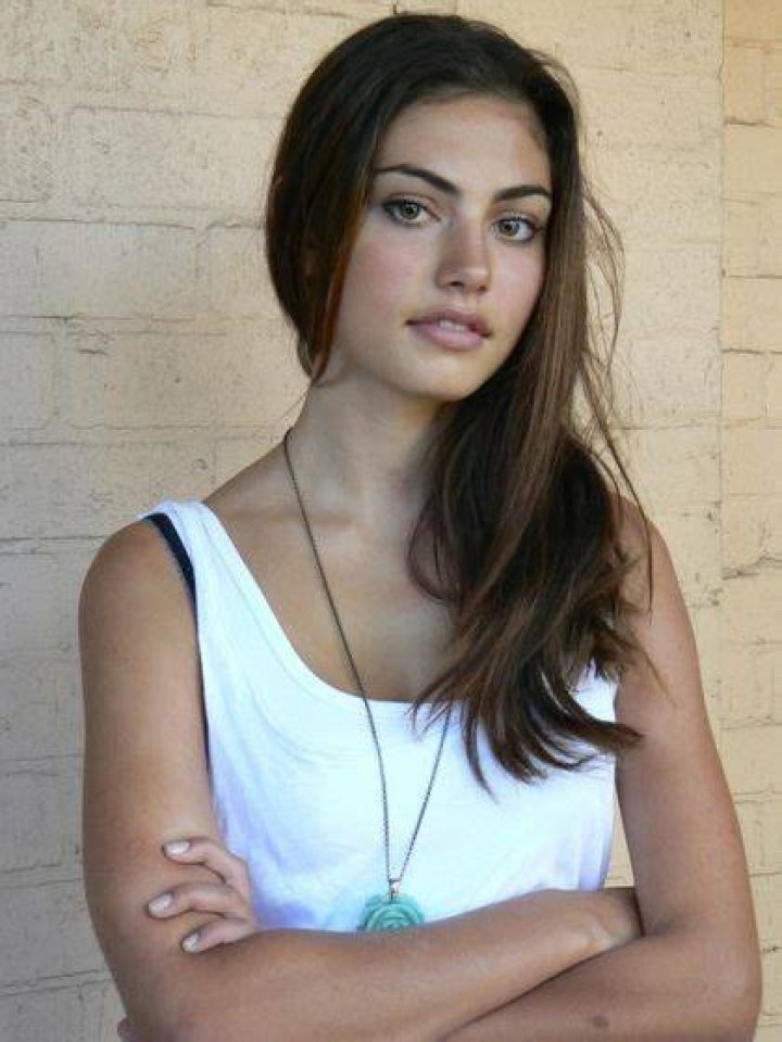 Phoebe Tonkin as Younger Adults in Female Face Claims