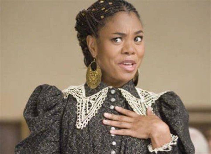 Regina Hall as Brenda Meeks in Scary Movie 6