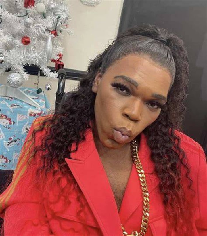 Rolling Ray Trends After Posting A Photo Featuring His Toes & His ExBoo!