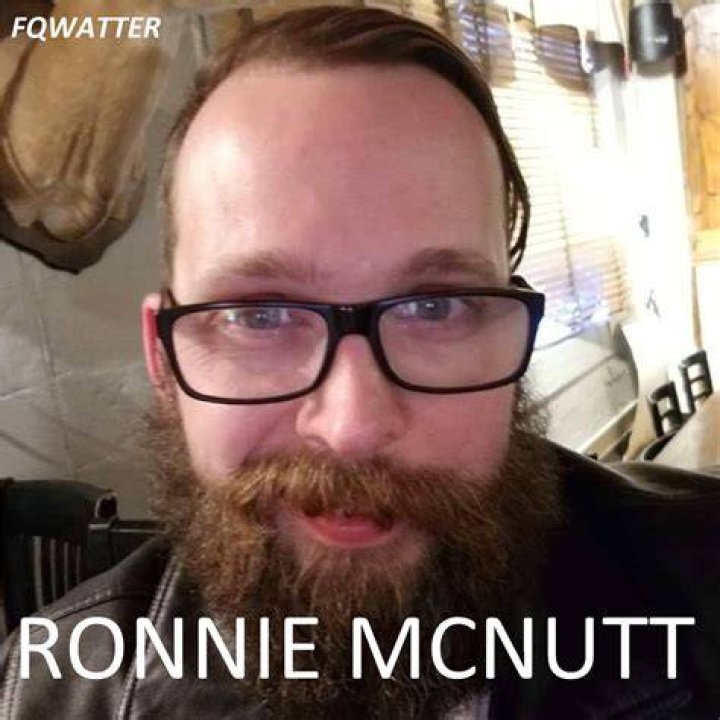 &lrm;Ronnie McNutt Single Album van Lil hg the g Apple Music