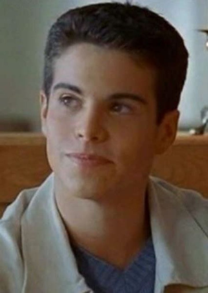 Ross Malinger as Steven Universe in Steven Universe (1998-2004)
