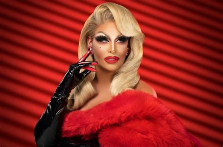 Roxxxy Andrews as Roxxxy Andrews in The Rolaskatox Reunion Movie