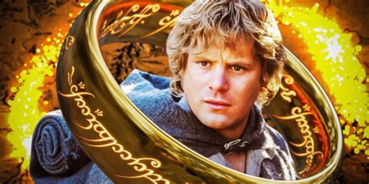 Sean Astin as Samwise Gamgee in Beacon Hearts