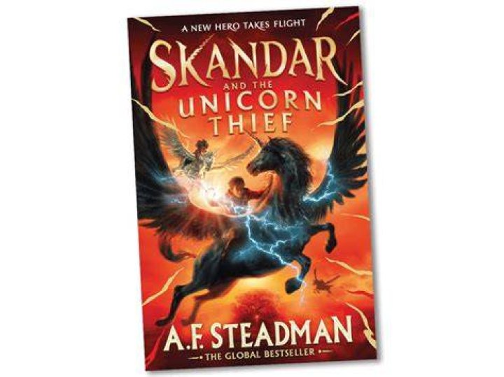 Skandar and the Unicorn Thief