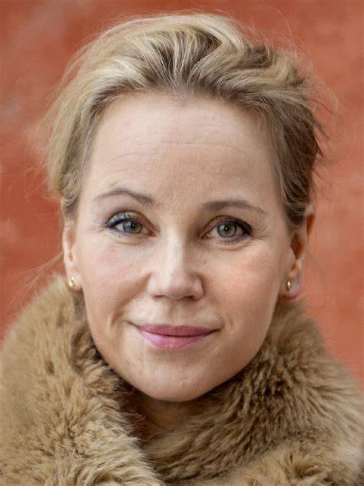 Sofia Helin as Tissaia de Vries in The Witcher with Scandinavian actors