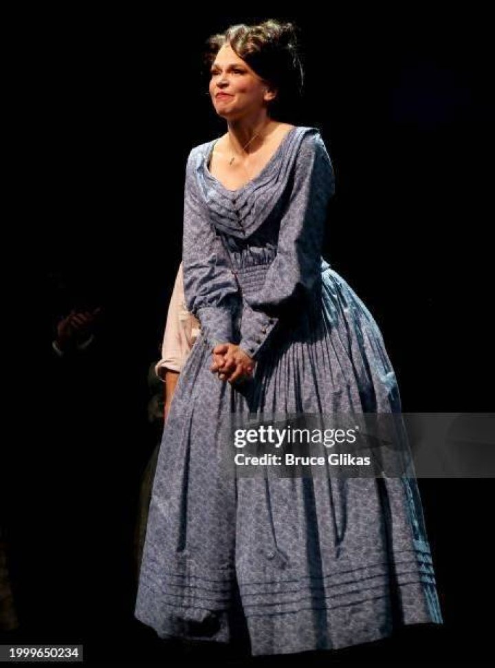 Sutton Foster as Mrs. Lovett in Sweeney todd: The Demon barber of fleet street